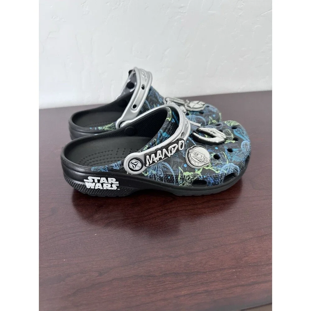 CROCS men size